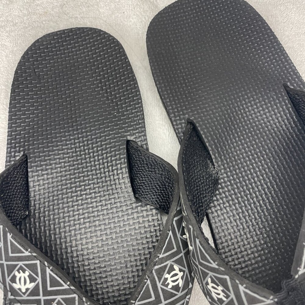 SurfWare- Men's Black Flip Flops Everyday Beach Summer Sandals Shoes Size 10 - Picture 2 of 7